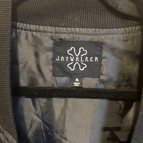 Jaywalker Mens nylon lightweight jacket. Size XL - Picture 4 of 8